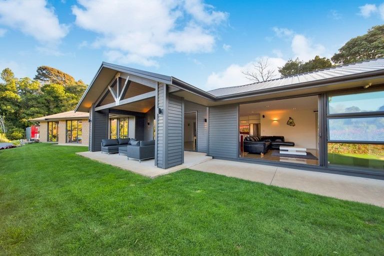 Photo of property in 3c Azalea Place, Brooklands, New Plymouth, 4310