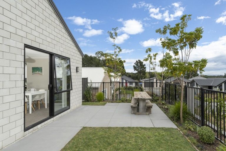 Photo of property in 5 Traverse Lane, Omokoroa, 3114