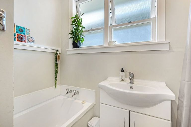 Photo of property in 1003 Totara Street, Mahora, Hastings, 4120