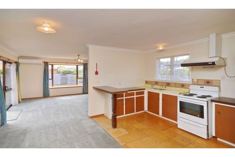 Photo of property in 76 Teesdale Street, Burnside, Christchurch, 8053