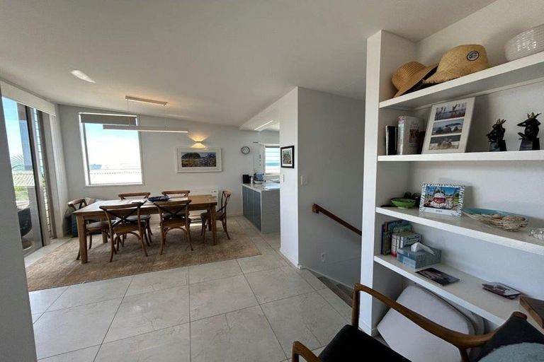 Photo of property in 24a Sunbrae Grove, Mount Maunganui, 3116