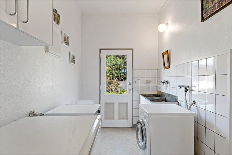 Photo of property in 69 Valley Road, Waimauku, 0881