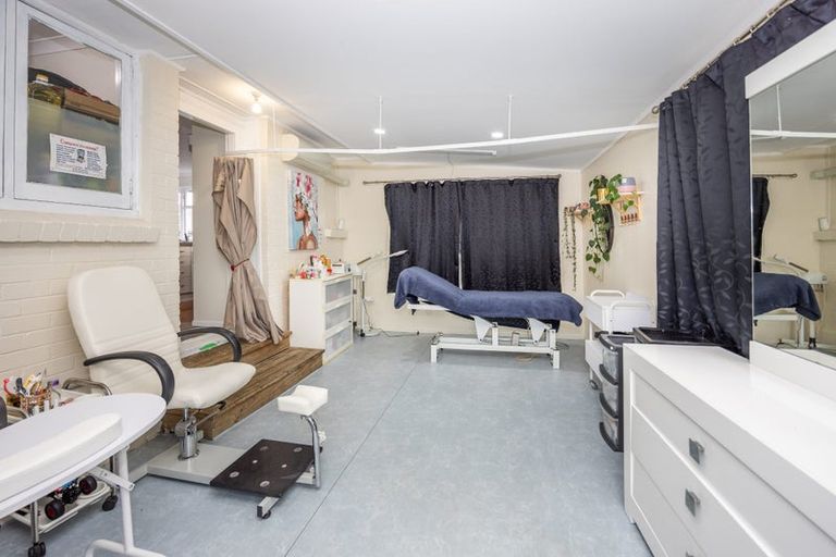 Photo of property in 17 Macdonald Road, Glenview, Hamilton, 3206