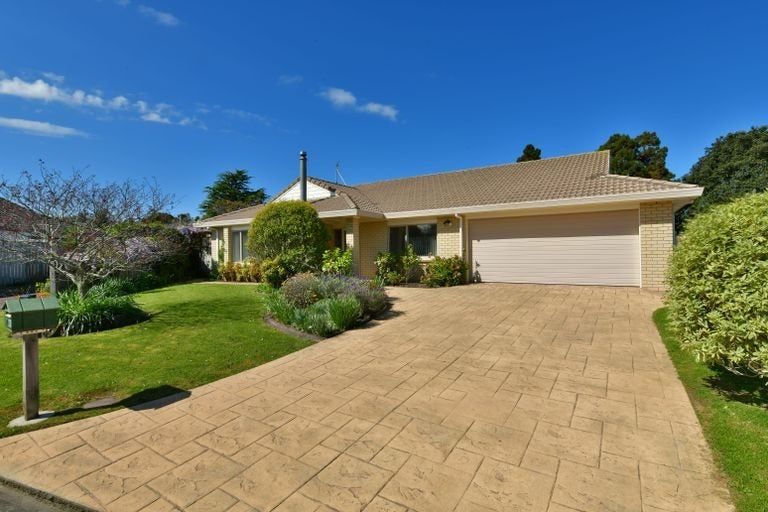Photo of property in 37 Motutapu Avenue, Manly, Whangaparaoa, 0930