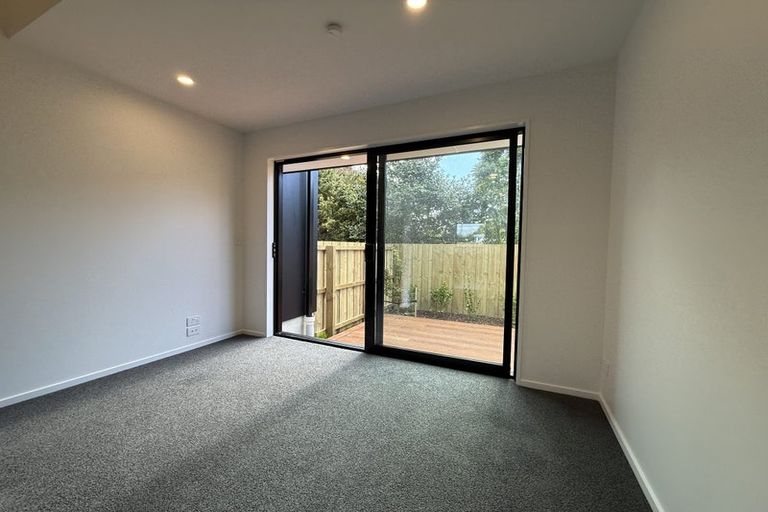 Photo of property in 2/102 Edinburgh Street, Pukekohe, 2120