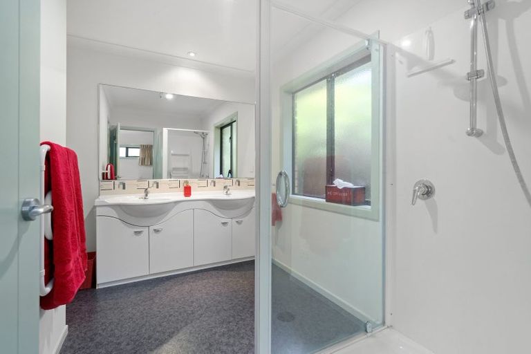 Photo of property in 13a Shaw Street, Leamington, Cambridge, 3432