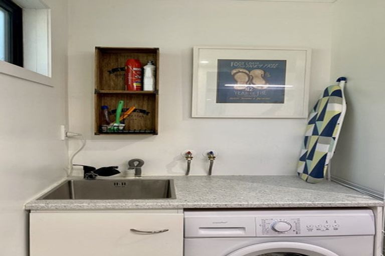 Photo of property in 55a Tui Glen Road, Birkenhead, Auckland, 0626