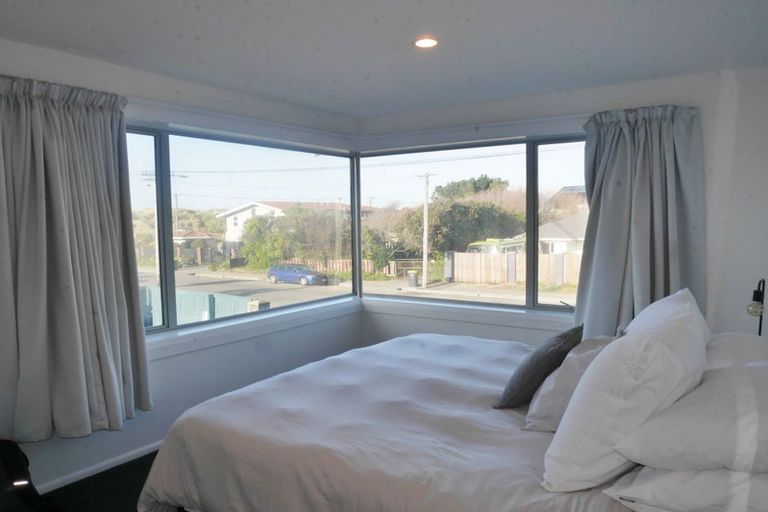 Photo of property in 14 Pacific Road, North New Brighton, Christchurch, 8083