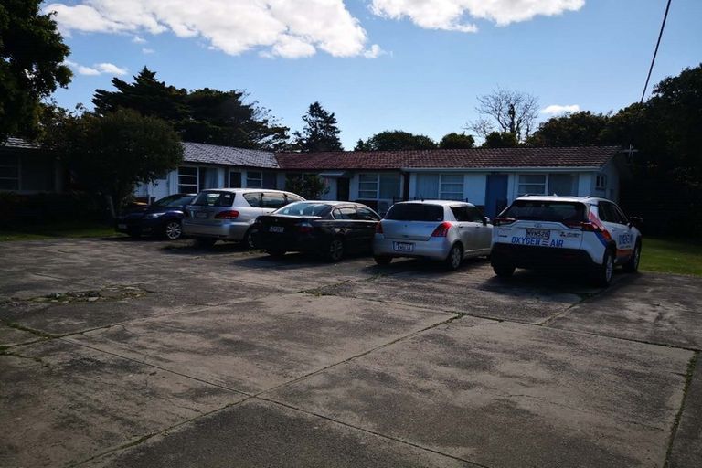 Photo of property in 4/39 Shakespeare Road, Milford, Auckland, 0620