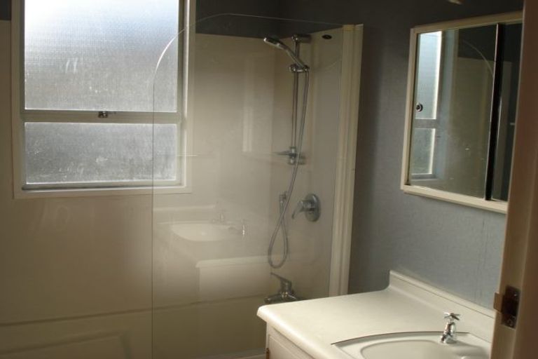 Photo of property in 33 Buick Crescent, Awapuni, Palmerston North, 4412