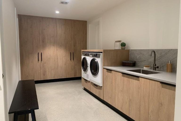 Photo of property in 27 Rubus Street, Wanaka, 9382