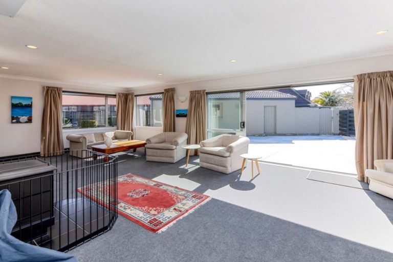 Photo of property in 11 Goya Place, Bishopdale, Christchurch, 8051