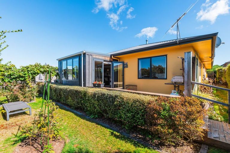 Photo of property in 14 The Grove, Nukuhau, Taupo, 3330