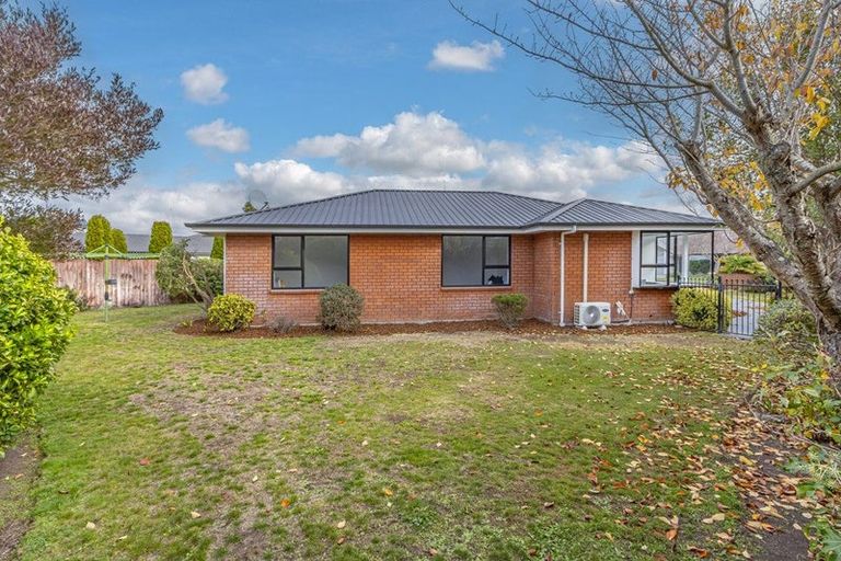 Photo of property in 490 Bower Avenue, Parklands, Christchurch, 8083