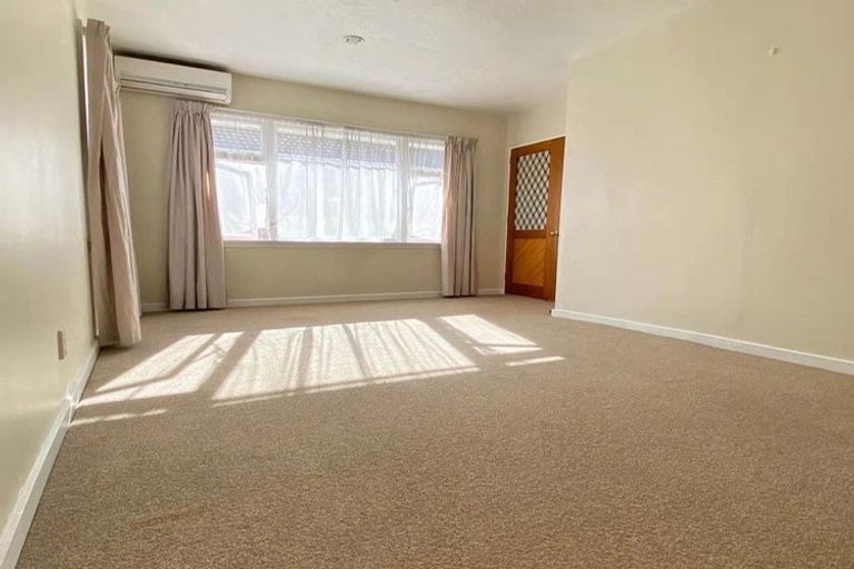 Photo of property in 36 Charlcott Street, Burnside, Christchurch, 8053