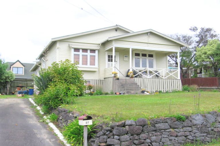 Photo of property in 1/27 Clayburn Road, Glen Eden, Auckland, 0602