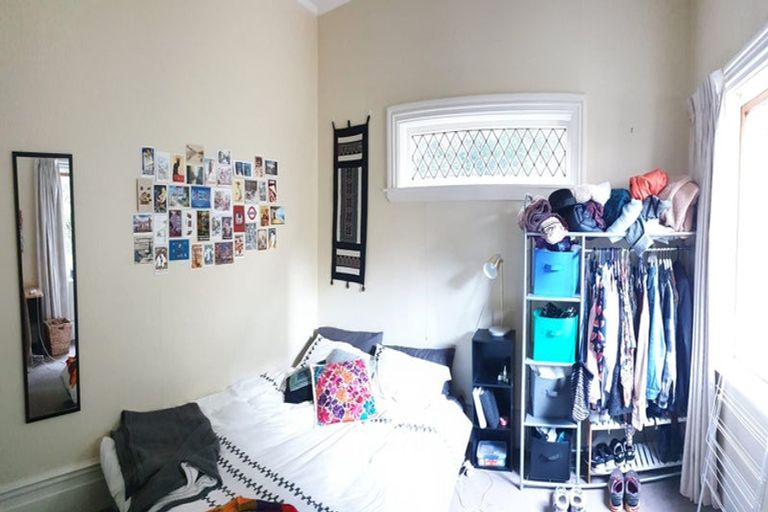 Photo of property in 18 Macdonald Crescent, Te Aro, Wellington, 6011