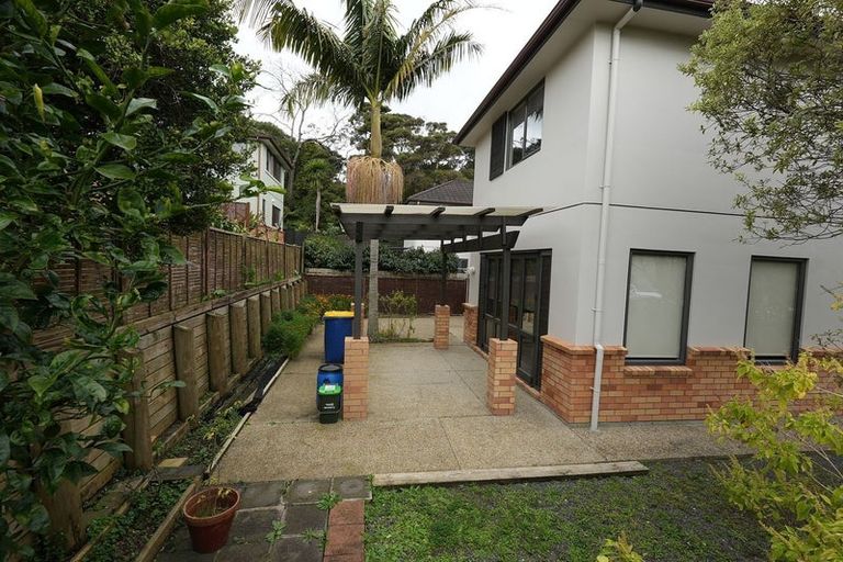 Photo of property in 40 Greenbough Lane, Greenhithe, Auckland, 0632