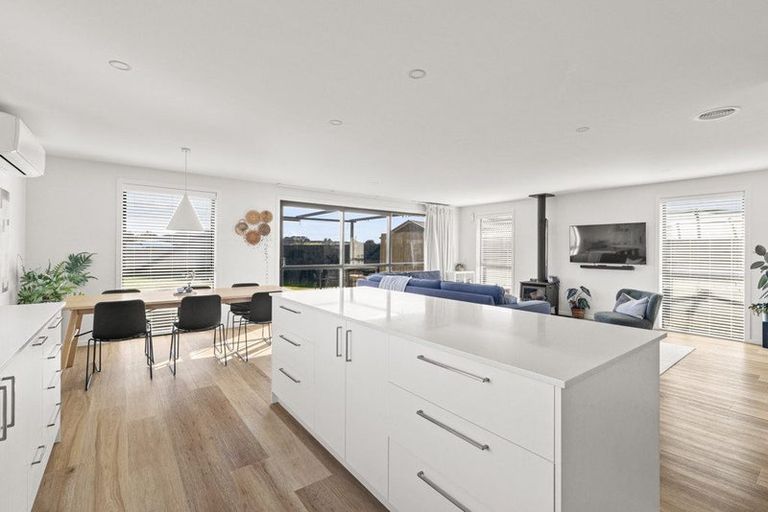 Photo of property in 39 George Street, Bulls, 4818