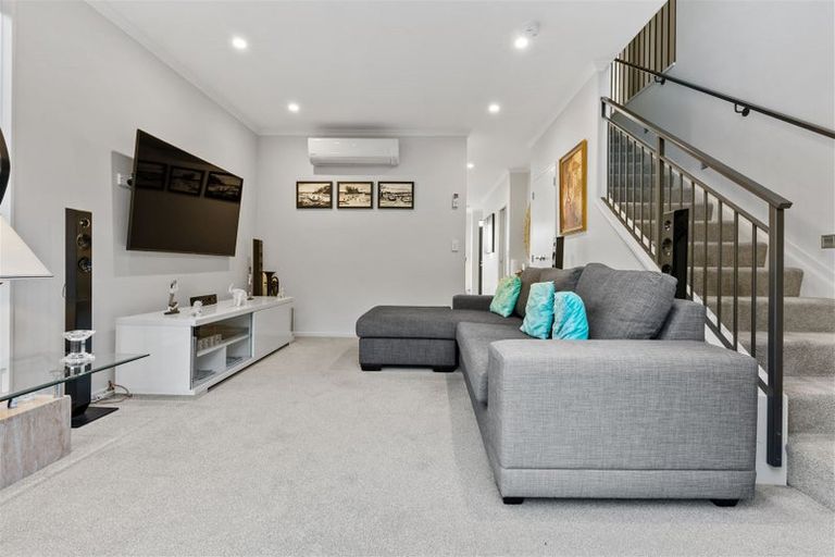 Photo of property in 40 Matairangi Avenue, Totara Heights, Auckland, 2105