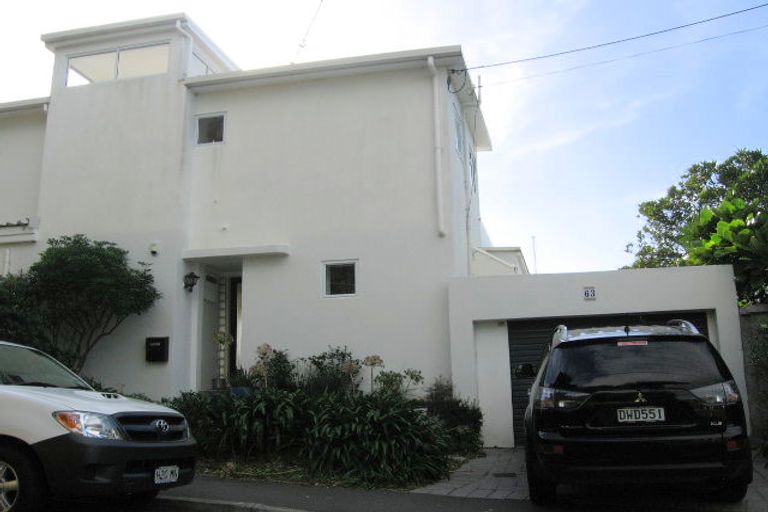 Photo of property in 63 Maida Vale Road, Roseneath, Wellington, 6011