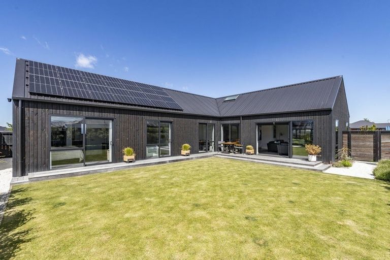 Photo of property in 46 Charles Upham Drive, Rangiora, 7400