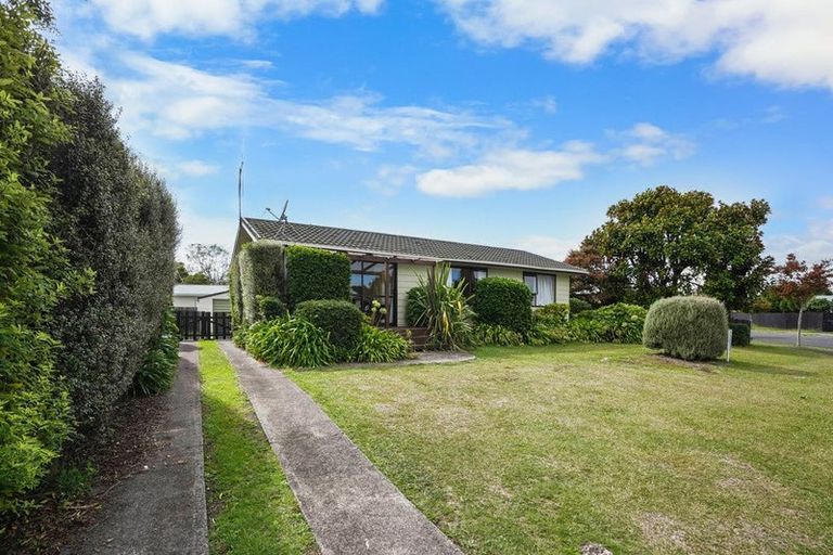 Photo of property in 8 Purcell Place, Melville, Hamilton, 3206