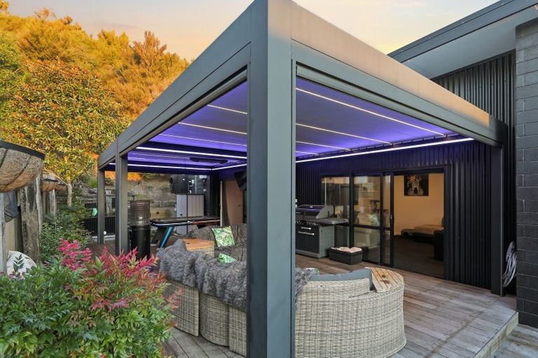 Photo of property in 10 Ellesmere Close, Pyes Pa, Tauranga, 3112