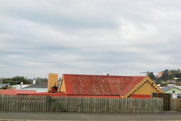 Photo of property in 191 South Road, Caversham, Dunedin, 9012
