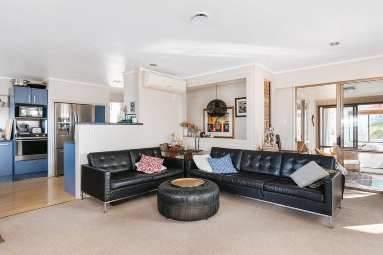 Photo of property in 210 Pohutukawa Avenue, Ohope, 3121