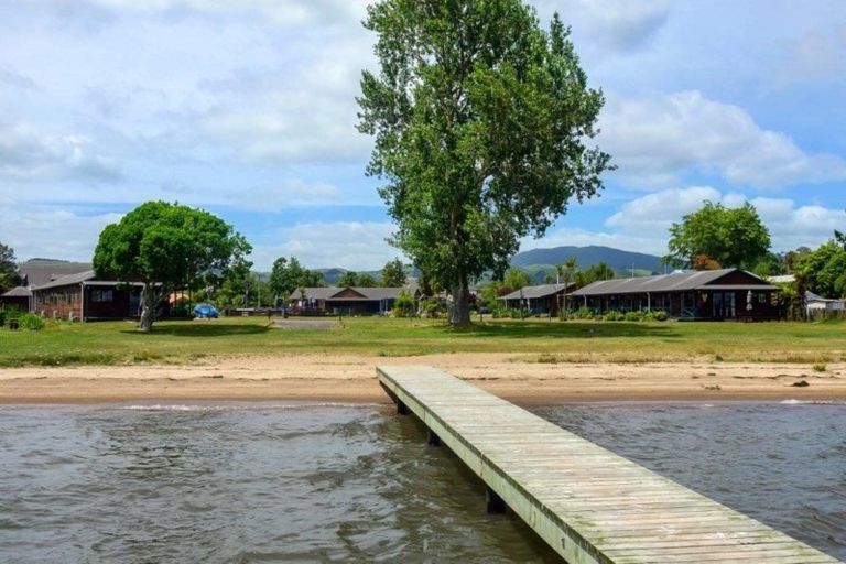 Photo of property in 17 Holden Avenue, Holdens Bay, Rotorua, 3010