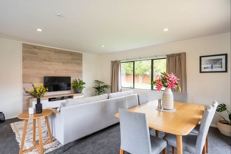 Photo of property in 60d Ruapehu Street, Paraparaumu, 5032