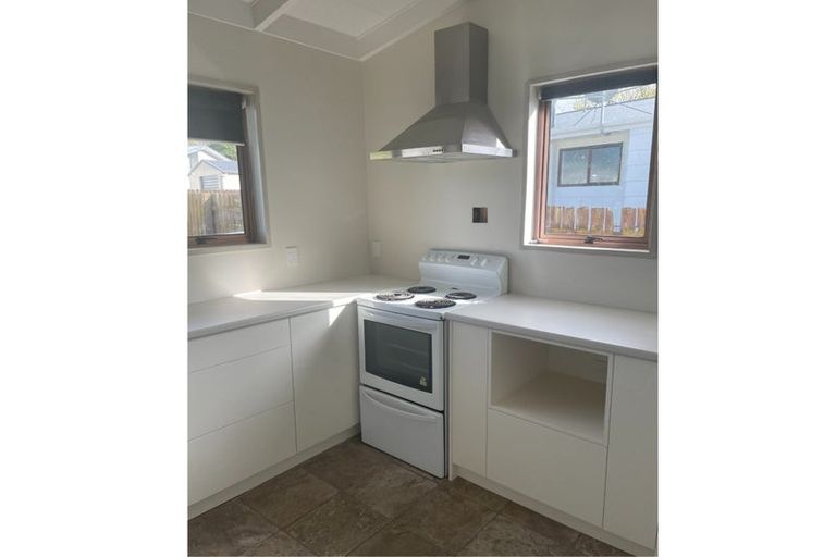 Photo of property in 120 Lethbridge Street, Feilding, 4702