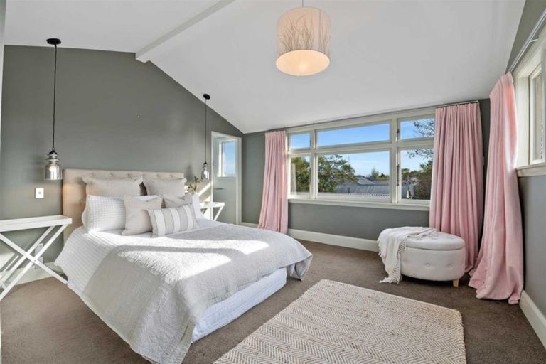 Photo of property in 3 Brenchley Avenue, Strowan, Christchurch, 8052