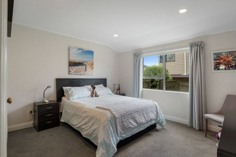 Photo of property in 6 Hanlen Avenue, Waihi Beach, 3611