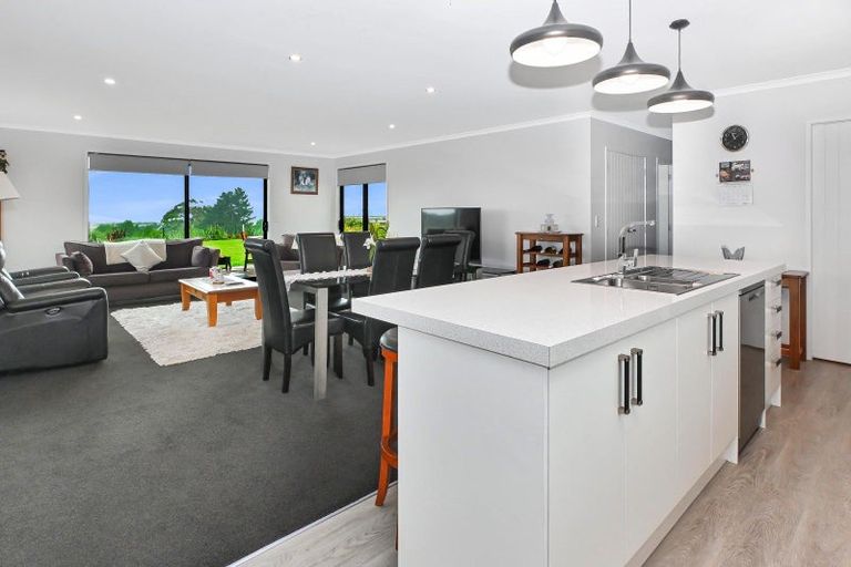 Photo of property in 16 Takutai Terrace, Ruatapu, Hokitika, 7883