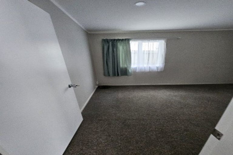 Photo of property in 1c Takatimu Way, Johnsonville, Wellington, 6037