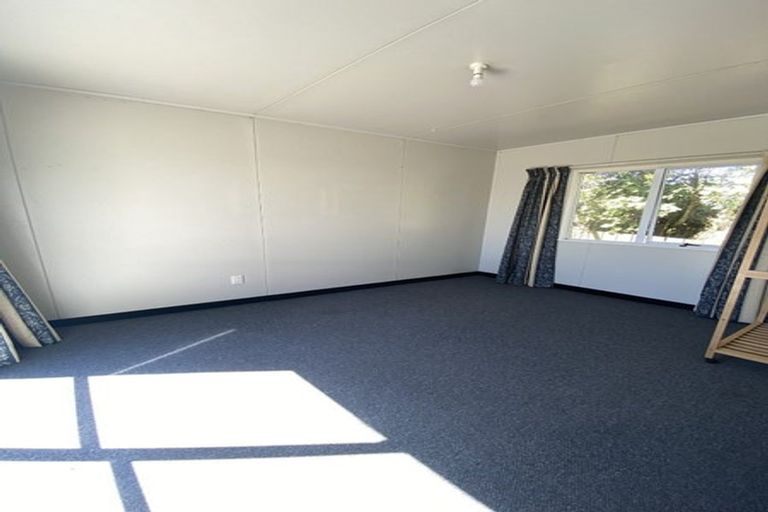 Photo of property in 4 Elizabeth Street, Pukerua Bay, 5026