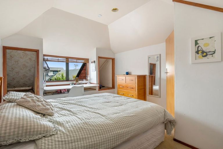 Photo of property in 4 Libra Place, Kawaha Point, Rotorua, 3010