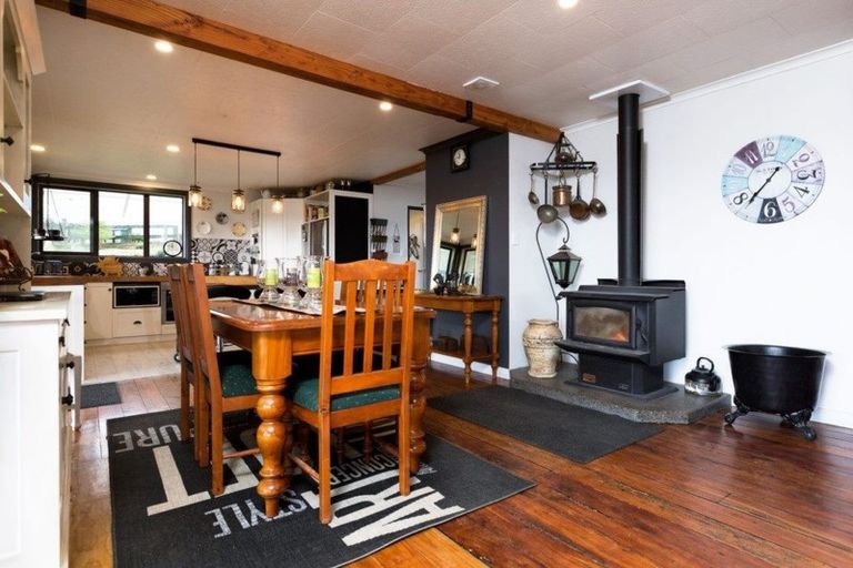 Photo of property in 543 Mataro Road, Onaero, Urenui, 4375