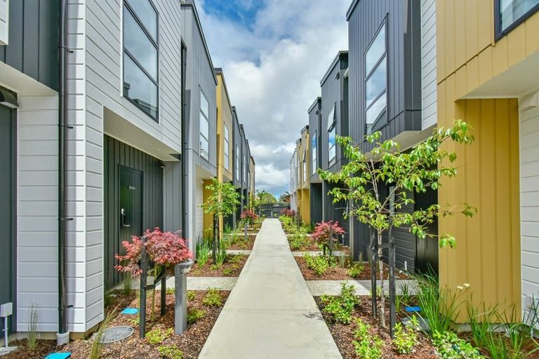 Photo of property in 4/47a Huntington Drive, Huntington Park, Auckland, 2013