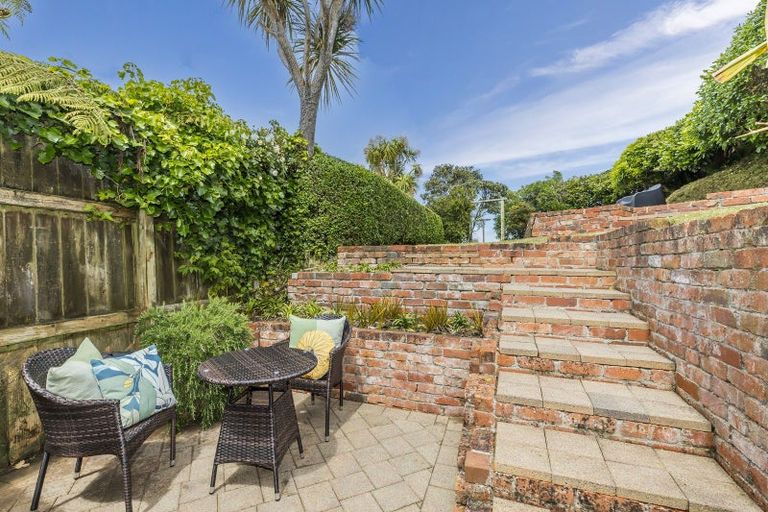 Photo of property in 9 Connaught Terrace, Brooklyn, Wellington, 6021