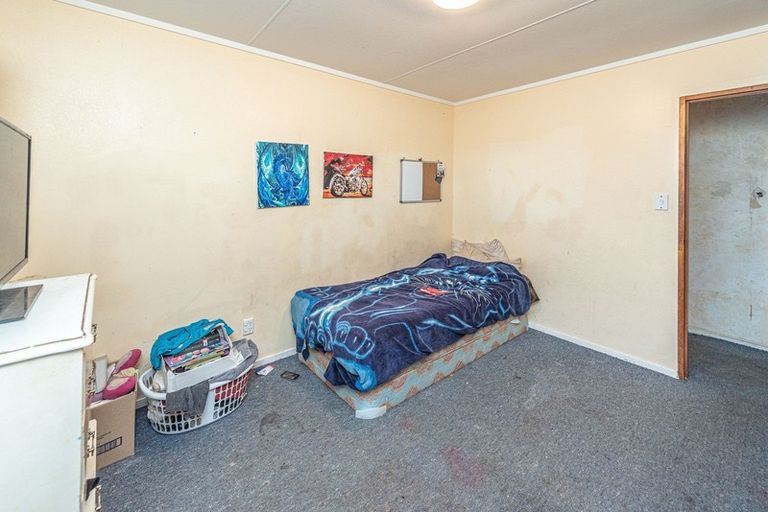 Photo of property in 35 Carson Street, Castlecliff, Whanganui, 4501