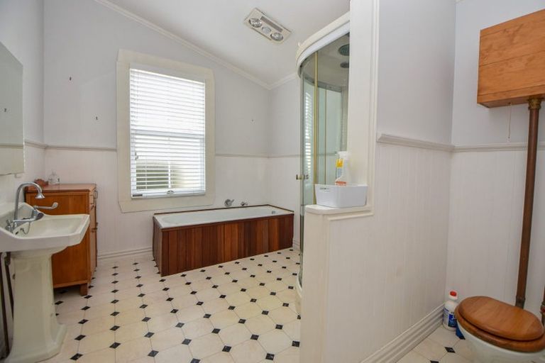 Photo of property in 1 Davy Street, Carterton, 5713