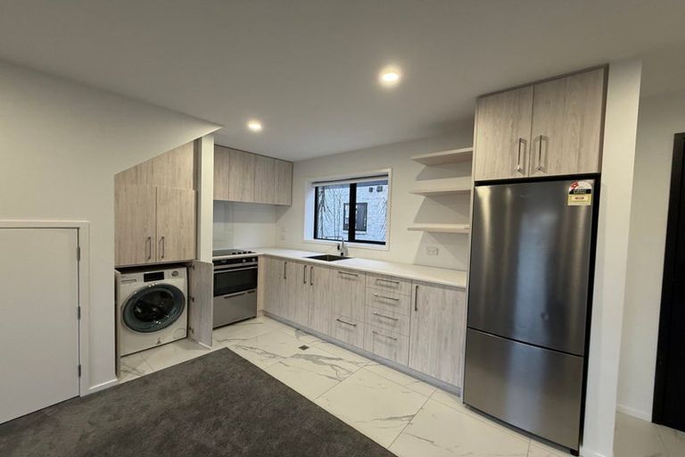 Photo of property in 2/5 Shearer Avenue, Papanui, Christchurch, 8052