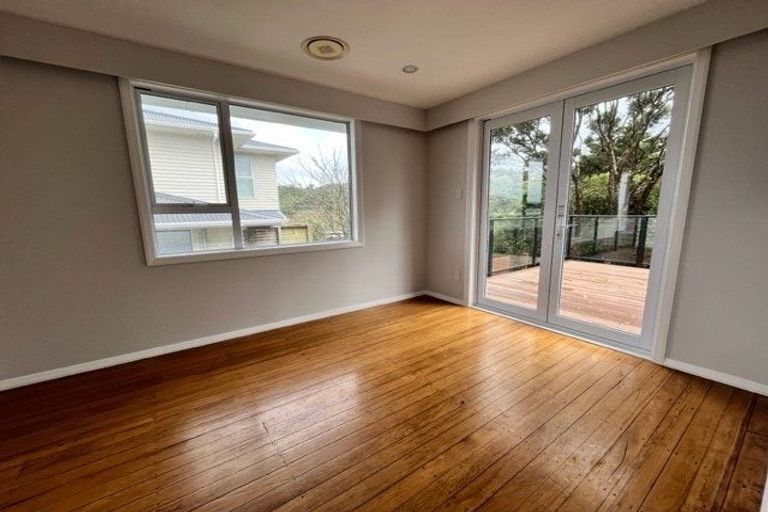 Photo of property in 21 Maple Grove, Maungaraki, Lower Hutt, 5010