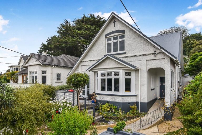 Photo of property in 155 Victoria Road, Saint Clair, Dunedin, 9012