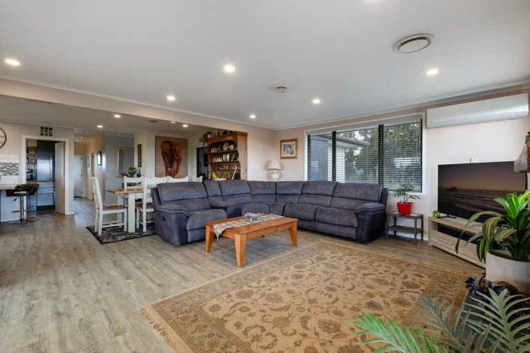 Photo of property in 1341 State Highway 2, Pongakawa, 3189