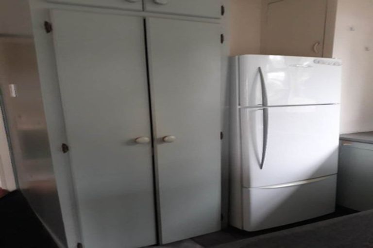 Photo of property in 43 Balgay Street, Upper Riccarton, Christchurch, 8041