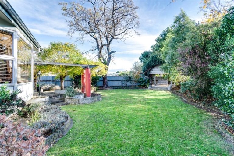 Photo of property in 10 Hastie Place, Onekawa, Napier, 4110